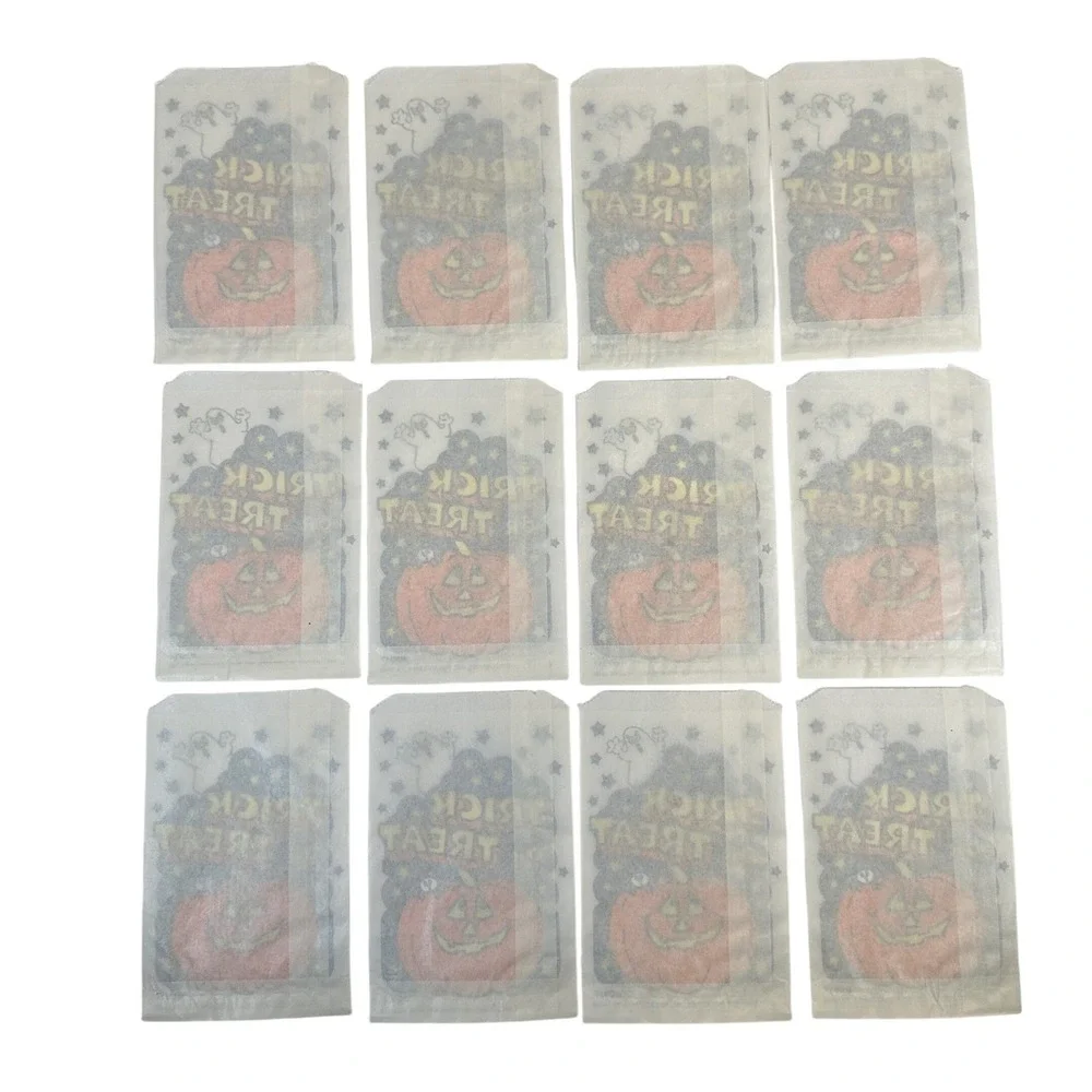 12 Vintage 1988 Unique Industries Trick or Treat Halloween Paper Bags Pumpkin